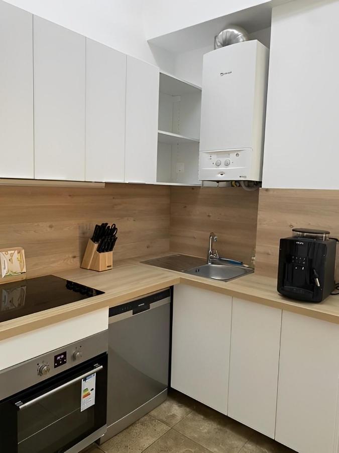 Upscale 80M2 2 Bedroom Apartment Near Champs Elysees Paris Eksteriør bilde